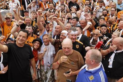 Acun Ilıcalı, Hull City taraftarlarıyla Antalya'da buluştu!