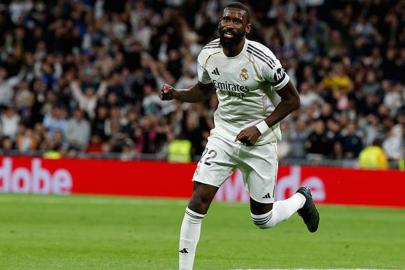 Antonio Rüdiger, Real Madrid ile sözleşme uzattı