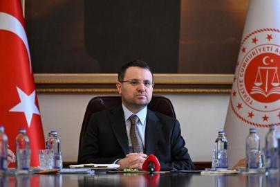 Bakan Gürlek: Kimse hukukun dışına çıkamayacak