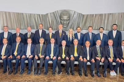 Fenerbahçe'nin yeni yönetimi, kulübe kamp kurdu!