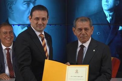 Galatasaray Başkanı Dursun Özbek mazbatasını aldı: Daha iyi yapmak zorundayız