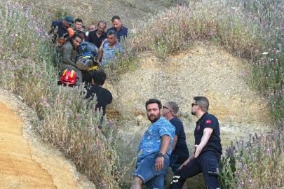 İstanbul'da yamaç paraşütü kazası. Biri çocuk 2 kişi kayalıklara çarparak yaralandı