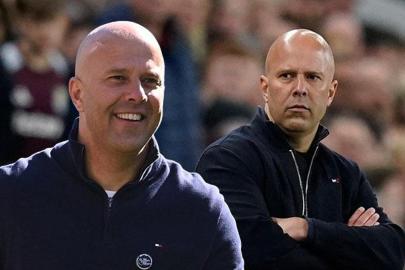 Liverpool ile yollarını ayırdı! Arne Slot adım adım İtalyan devine