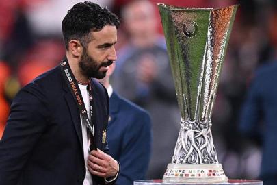 Milan'ın yeni teknik direktörü belli oldu! Ruben Amorim imzayı atıyor...