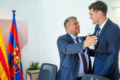 Barcelona'da Christensen sözleşmesini uzattı